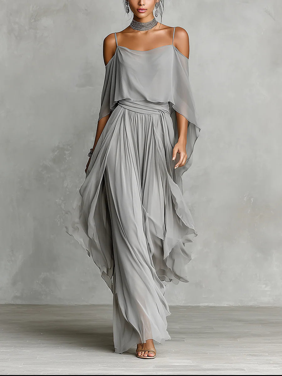 Set in chiffon grigio con top fluido senza spalline e pantaloni
