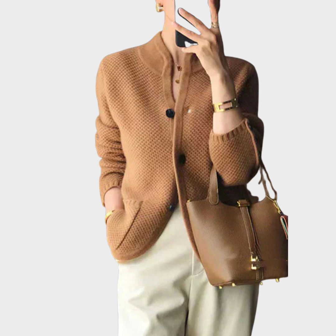 Hayden Claire | Elegant Cardigan With Buttons