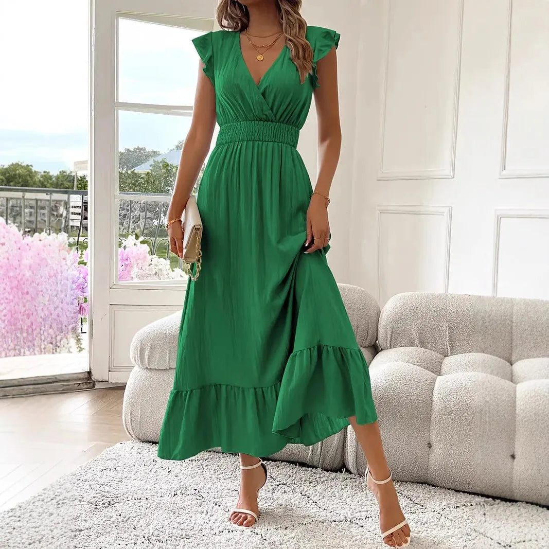 Amelia | Timeless And Flowing V-Neck Maxi Dress