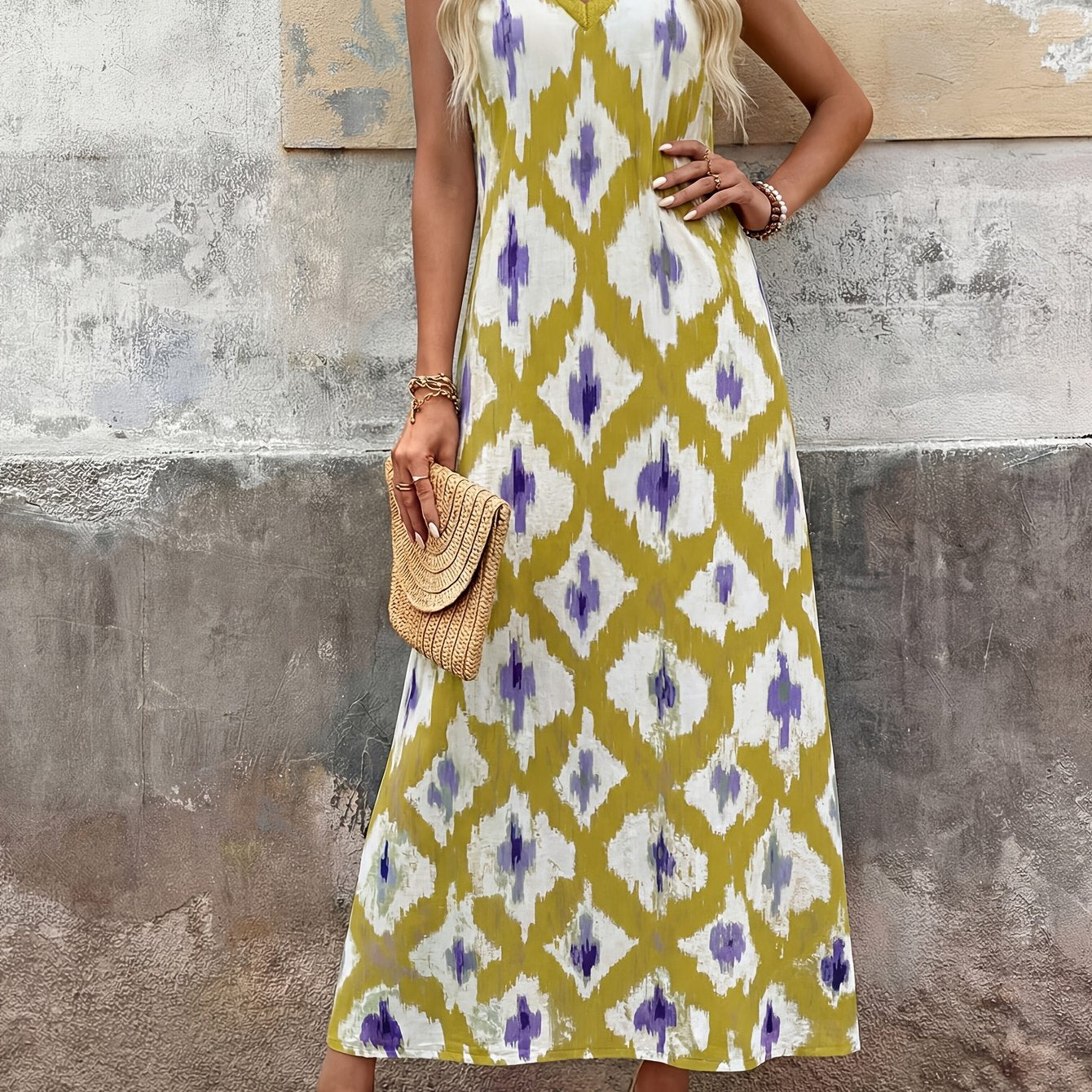 Sleeveless dress