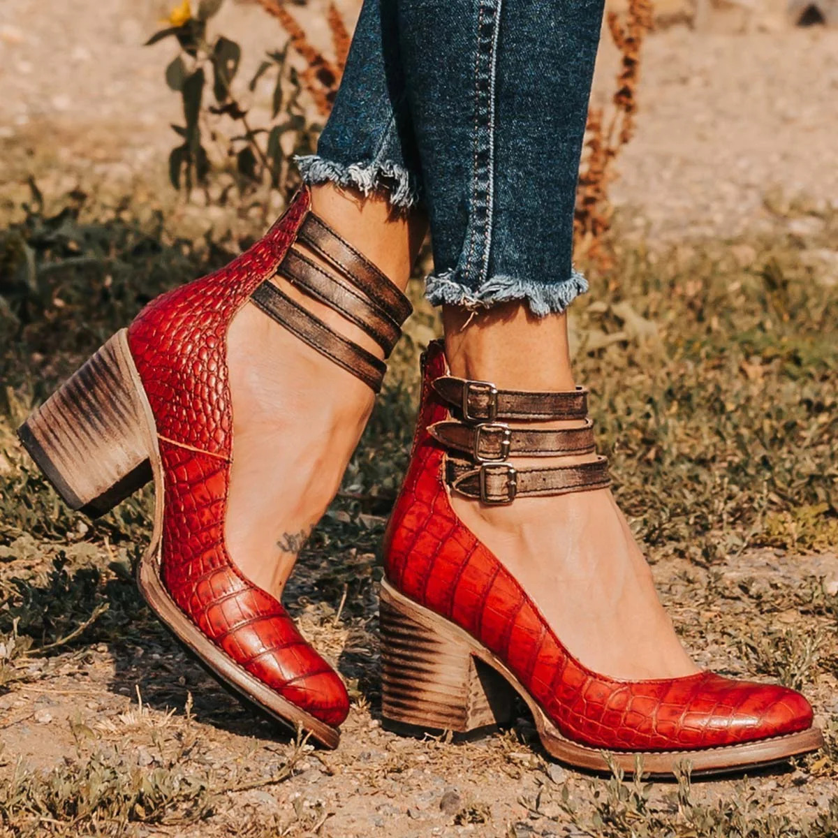 MARISA™ - CHIC STATEMENT HEELS