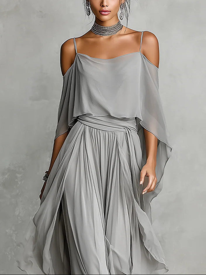 Set in chiffon grigio con top fluido senza spalline e pantaloni