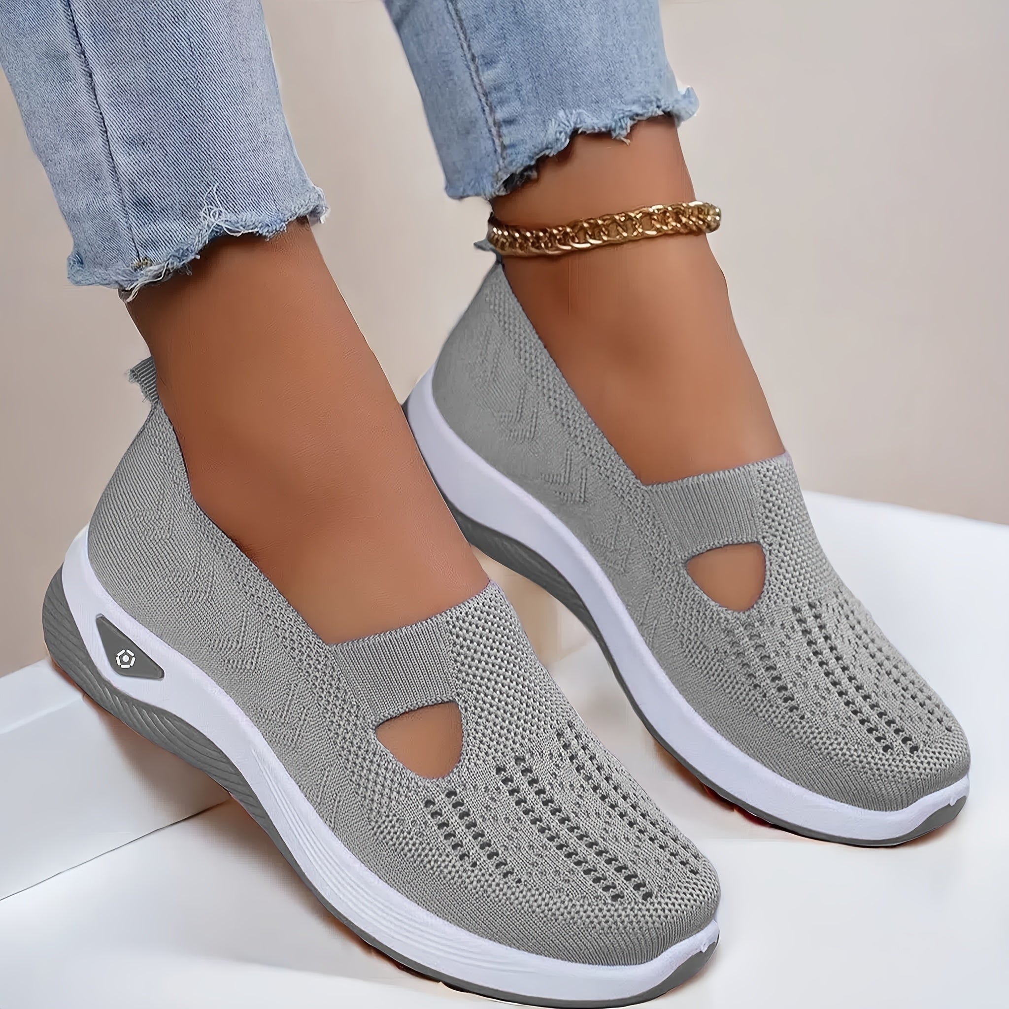 STRIDEKNIT™ - WOMEN'S SHOES WITH FLEXIBLE COMFORT