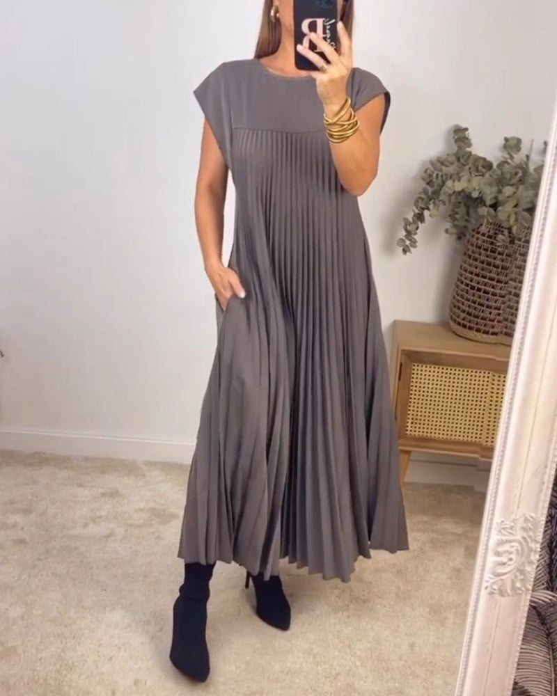 Ida™ – Pleated Maxi Dress