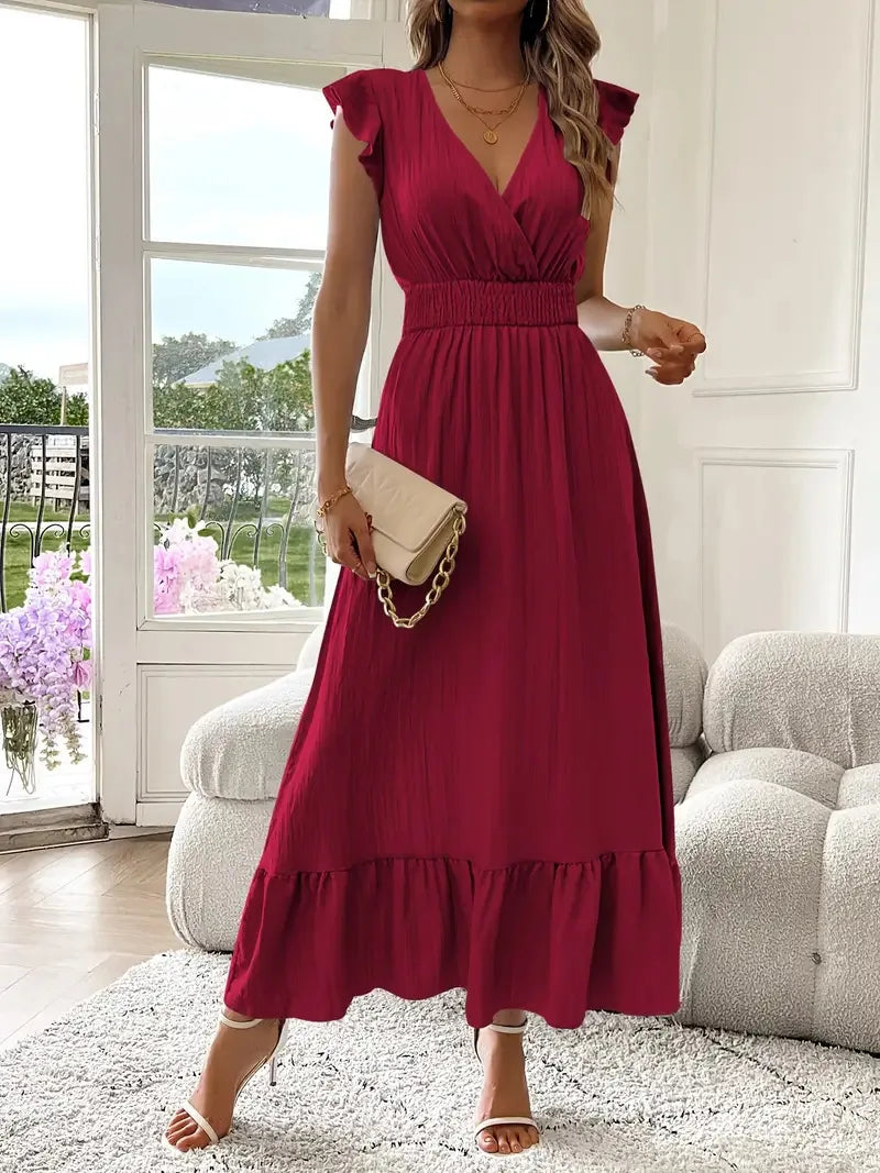 Amelia | Timeless And Flowing V-Neck Maxi Dress