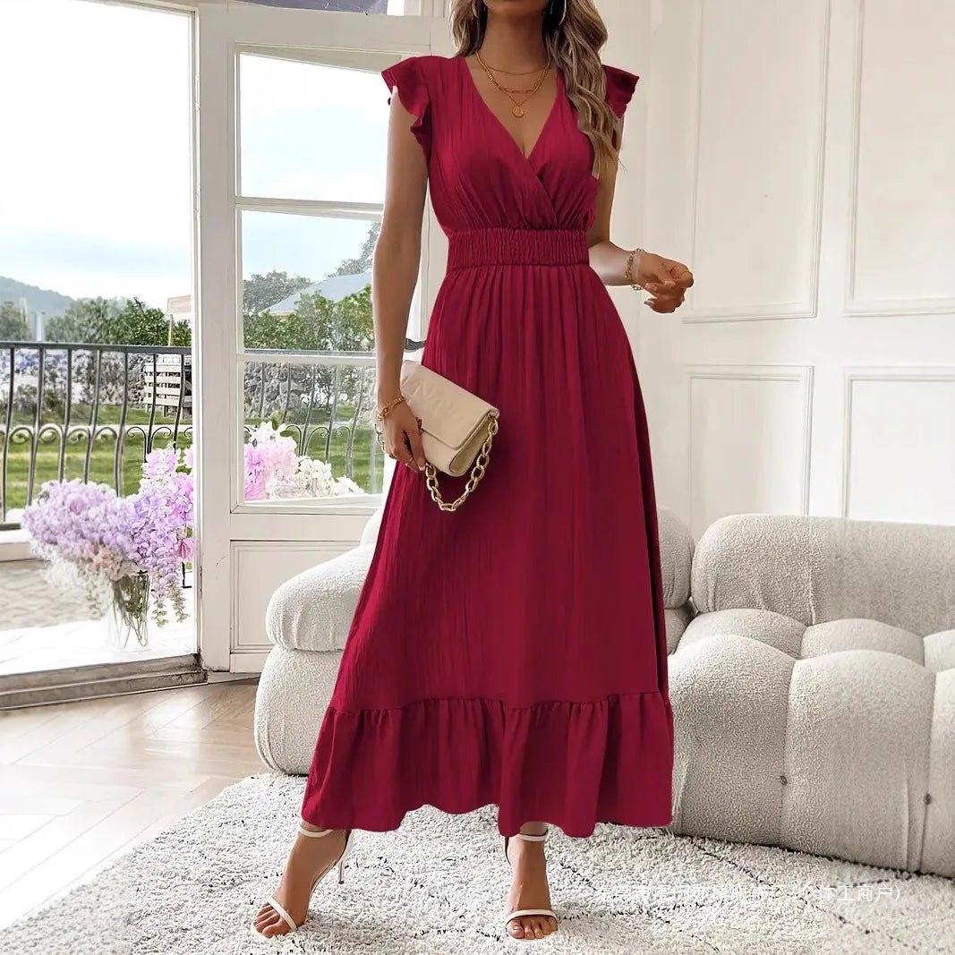 Amelia | Timeless And Flowing V-Neck Maxi Dress