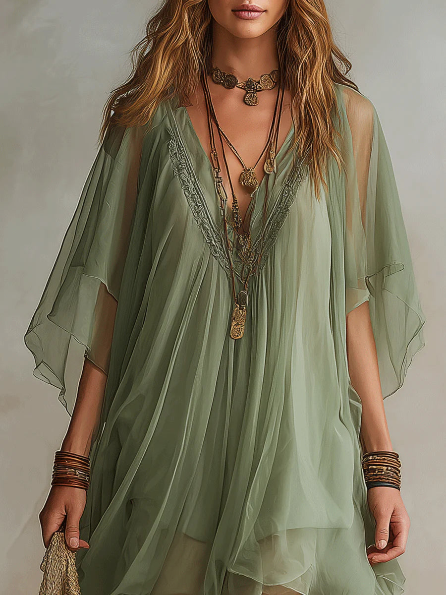 Abito Mini Flowy in Chiffon Verde con Scollatura a V